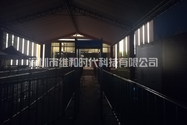 梅州國寶展采購維和時代廠家生產的SD-600型金屬安檢門保安全[圖]