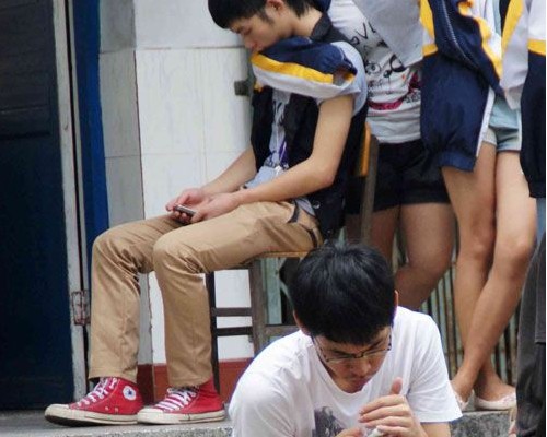 桂林陽朔中學(xué)采用GC-1001手持金屬探測器開展手機搜查大戰(zhàn)