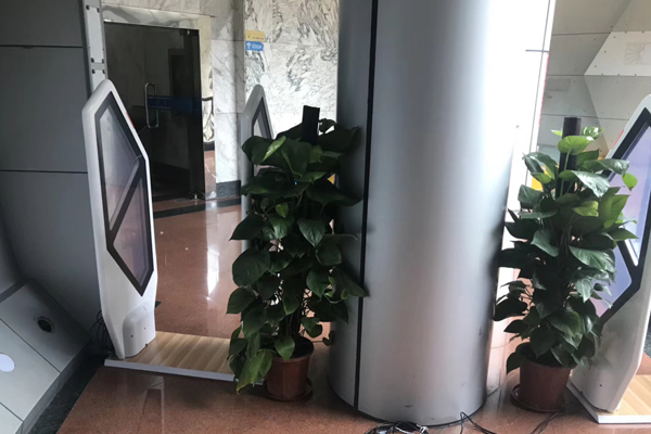 SD-600型金屬探測門為追夢未來展廳保駕護航