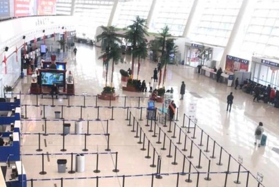 襄陽機(jī)場加強(qiáng)安檢門通道工作培訓(xùn)，提升安檢質(zhì)量和形象[圖]