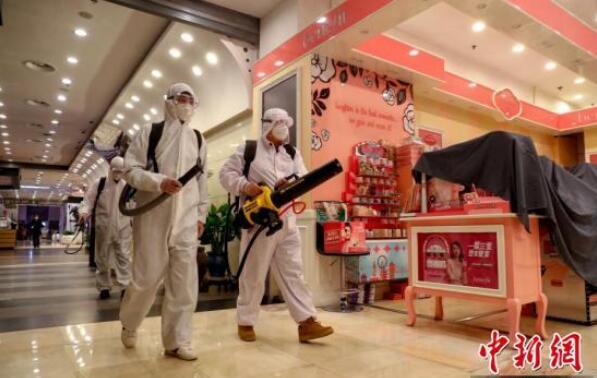 武漢多家商業(yè)體今日重啟：紅外線測溫安檢門限流[圖]